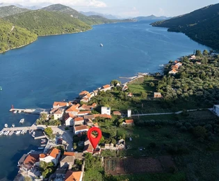 Продается дом на берегу моря в Броче Пелешац, Хорватия