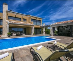 Istrie, Sveti Lovreč – Villa moderne avec piscine et grand jardin