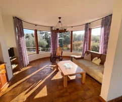 WOLNOSTOJĄCA WILLA Z TRZEMA APARTAMENTAMI I WIDOKIEM NA MORZE, 150 M OD PLAŻY!