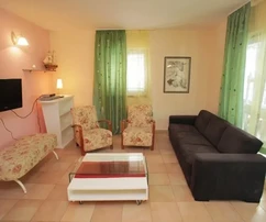 ČiovoOkrug, G., dom wolnostojący 280 m2 z dużym ogrodem