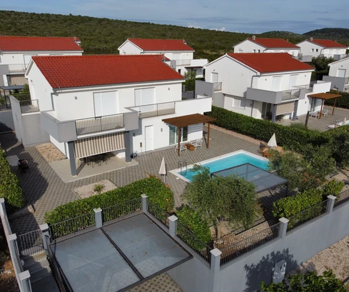 Casa Sukošan, 1&nbsp;630&nbsp;m2