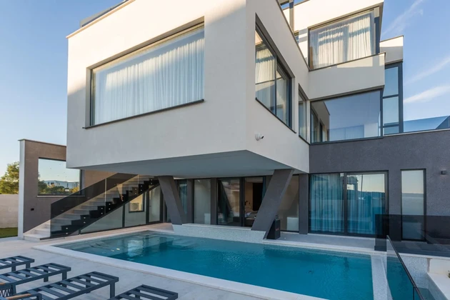 Villa moderna con vista panoramica sul mare in vendita in Croazia