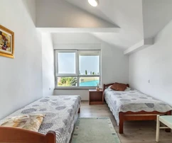 Immeuble avec piscine à vendre à Vodnjan en Croatie