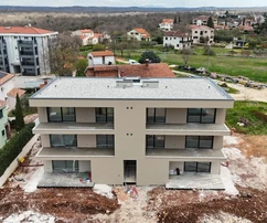 Isztria, Poreč, luxuslakás panorámás tengerre néző kilátással és nagy terasszal