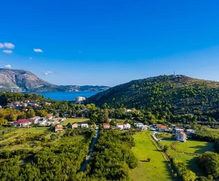<p>Progetto lotto edificabile di 3000 m2 - Contea di Dubrovnik</p>
