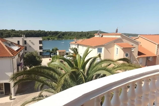 Apartment building with sea view for sale in Croatia