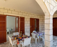 Kamenný dom s bazénom na predaj v Lapade v Dubrovníku v Chorvátsku