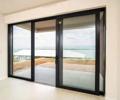 Zadar, Privlaka, appartamento di lusso con due camere, prima fila sul mare, 85,57 m²