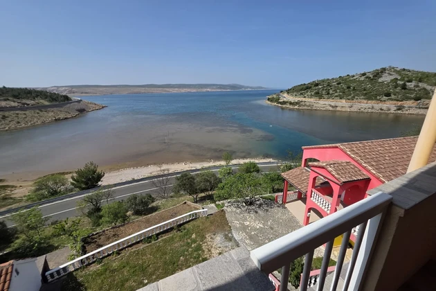 Casa de ensueño frente al mar con vistas despejadas al mar en Rovanjska