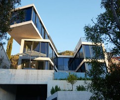 Villa de luxe en première ligne face à la mer