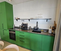 Apartamento con piscina y vista al mar, ¡a 600 m de la playa!