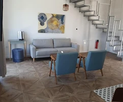 Lovran, krásný dům se třemi apartmány, 50 m od moře