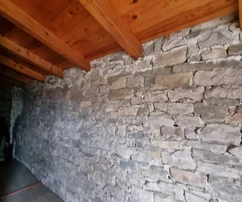 Cerovlje, Istria: Kamienny dom z widokiem na jezioro i potencjałem