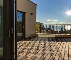 EXKLUSIVES APARTMENT MIT MEERBLICK, 500 M VOM STRAND ENTFERNT!