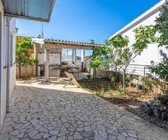 Spacious house with apartments for sale in Rogoznica in Croatia