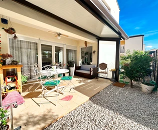 Poreč, Istria – Appartamento moderno con giardino privato