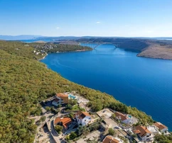 Villa bord de mer à vendre à Kraljevica en Croatie