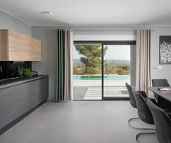 Villa for sale with pool and sauna in Vodnjan in Croatia