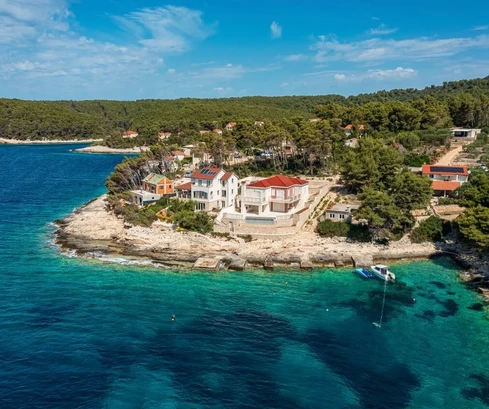 Красивая и впечатляющая вилла у моря – остров Корчула