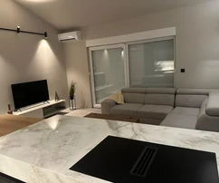 Čiovo, Okrug G., 2-Zimmer-Wohnung 68 m2, 2. Reihe vom Meer, Meerblick,