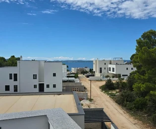 Zadar, Petrčane, penthouse s krovnom terasom i pogledom na more