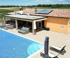 ISTRIE, NOVIGRAD - Propriété élégante et isolée avec grande piscine