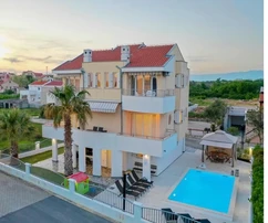 Apartmánový dom - 150 m od mora - 3 apartmány