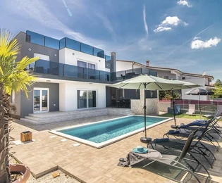 Ližnjan, Istrie : Maison remarquable avec vue sur la mer, idéale pour le tourisme