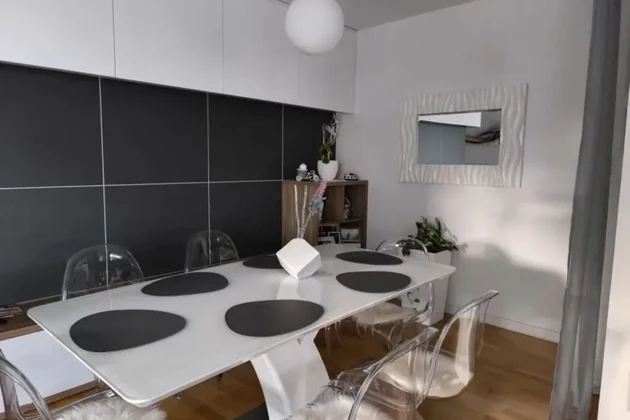Split, Marjan, appartement de trois pièces avec jardin de 189 m2 et trois places de parking
