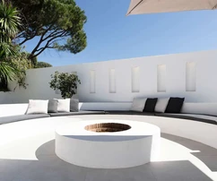 Villa nach Renovierung mit Meerblick