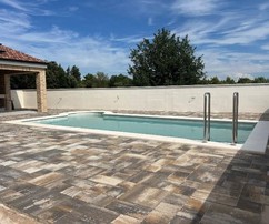 Neue Steinvilla mit Pool in Vrsi zu verkaufen in Kroatien