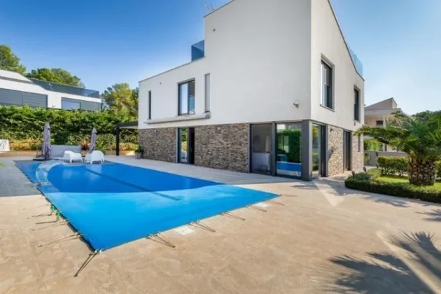 A unique villa with a view of the sea and the Brijuni Islands, Fažana, ISTRIA