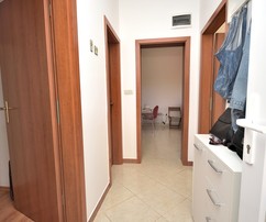 Дом с садом доступен для покупки в Водице