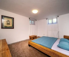 Mediterrán villa eladó Rabon, mindössze 80 méterre a tengertől Horvátországban