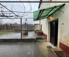 Isztria, Kanfanar, autentikus isztriai ház 200 m² nagy lehetőségekkel és nagy kerttel