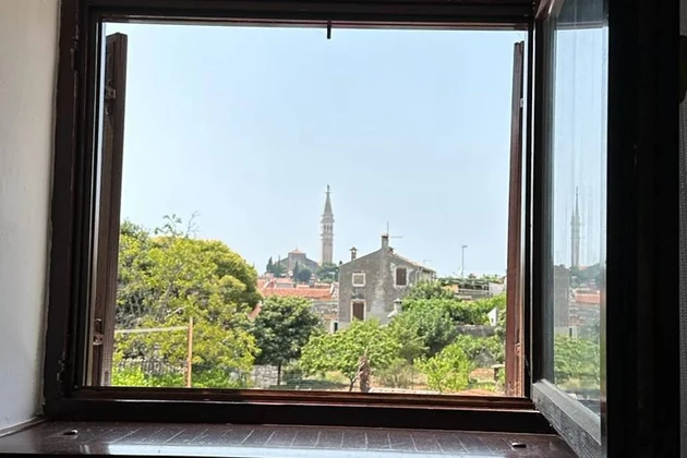 Stone house with apartments for sale in Rovinj in Croatia