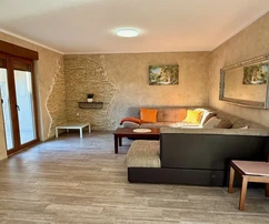 ATTRAENTE VILLETTA BIFAMILIARE CON PISCINA E VISTA MARE, IN UNA ZONA TRANQUILLA!