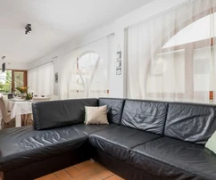 VILLA INDIPENDENTE CON PISCINA E VISTA MARE, IN POSIZIONE TRANQUILLA!