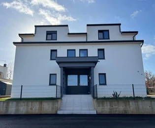 Poreč, Istra : Ugodan apartman s pogledom na prirodu