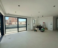 EXKLUZÍV APARTMAN TENGERRE NÉZŐ KILÁTÁSSAL, 400 A PARTTÓL!