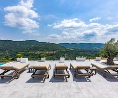 Istrie, Cerovlje, snová usedlost v srdci přírody, ideální pro bydlení i cestovní ruch