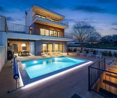 Istrie, Banjole : Villa moderne près de la mer