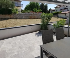 Poreč, Istrie – Luxusní apartmán s bazénem blízko moře