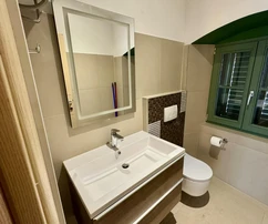 Amplio apartamento en venta con vista al mar en Opatija, Croacia