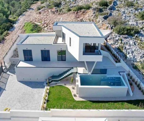 Luxusvilla mit Pool in Murter-Betina zu verkaufen