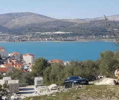 Trogir, Miševac, stavební pozemek 2836 m2, výhled na moře