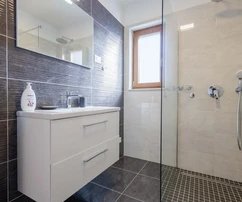 Isztria, Labin, modern isztriai villa medencével