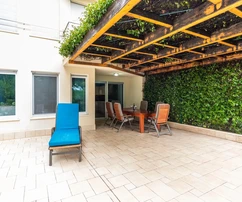 Dwupokojowe mieszkanie z ogródkiem na sprzedaż w Podstranie w Chorwacji