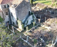 Villa sul mare in vendita a Dubrovnik, in una posizione privilegiata sul lungomare della Croazia