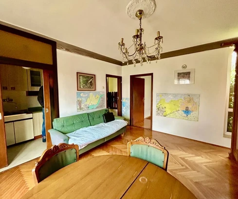 Istria, Umag: Byt dvor garaz blizko mora